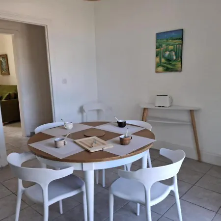 Entire Place, Roger Apartment, * Le Teil